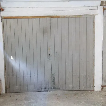 Apartamento Ampio Con Box Auto Celle Ligure