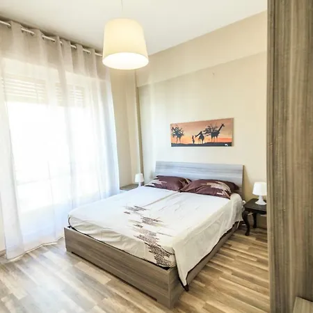 Ampio Con Box Auto *