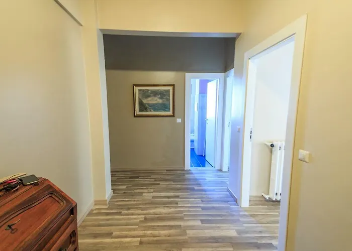 Apartamento Ampio Con Box Auto *